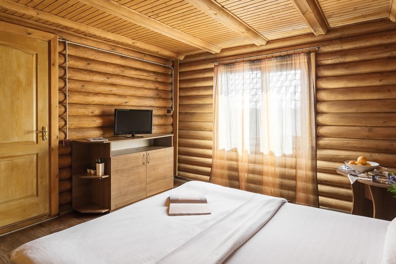 Ensenada Hotel Gribovka Ngoại thất bức ảnh